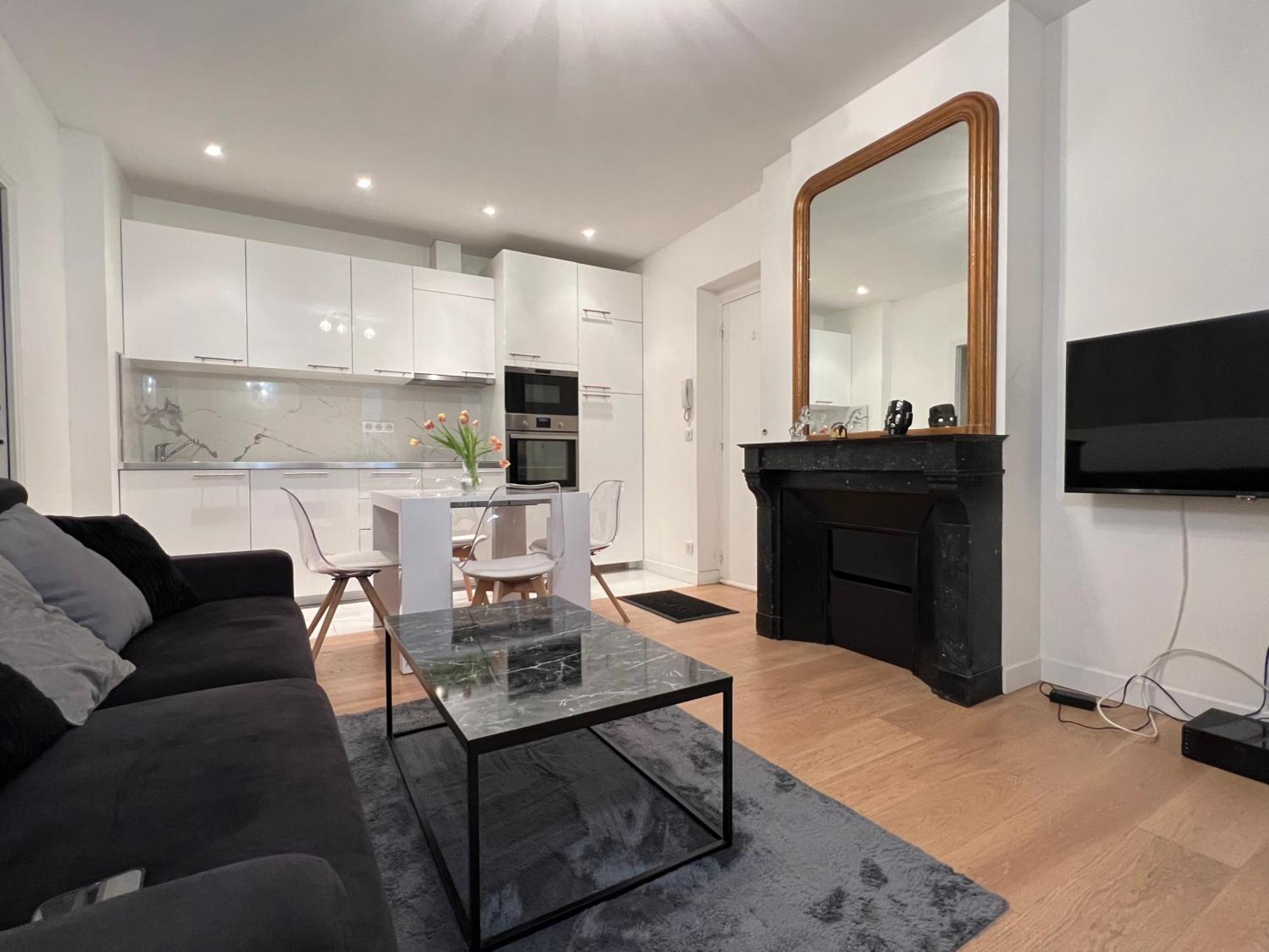 Luxury Appartment, Champs Elysees, Neuf ! 파리 외부 사진